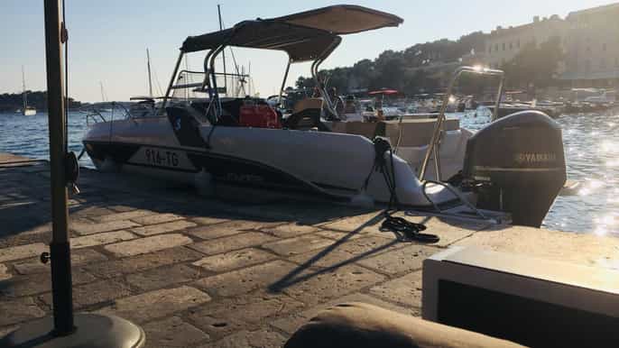 split airport to hvar town speedboat transfer