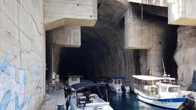 brač private boattour from split or trogir
