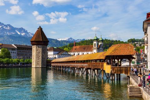 Luzern City Tour Visite guidée privée à pied avec croisière sur le lac