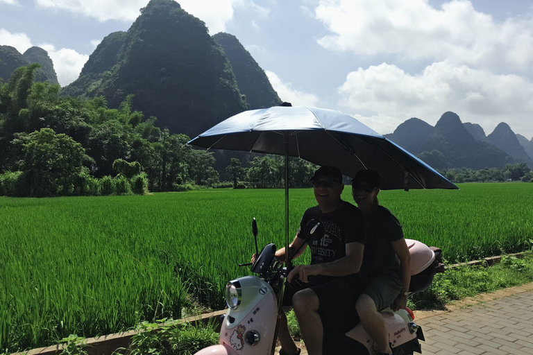 Private Bike Tour: Yangshuo Plattelandstandaard Optie