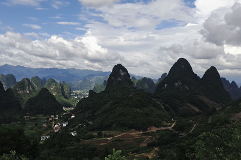 Yangshuo-Landschaft: Private Fahrradtour