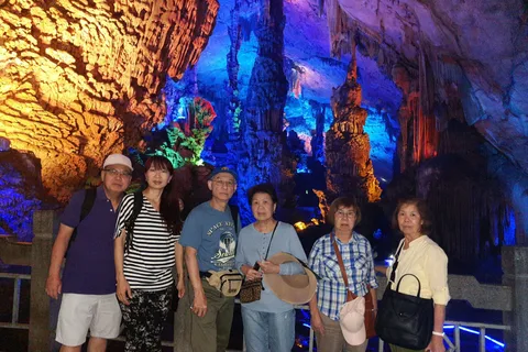 Guilin: Private Full-Day City Tour with Fubo Hill