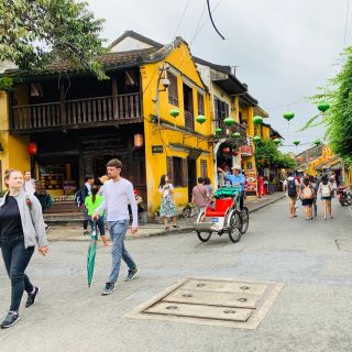 Marble Mountains and Hoi An City: Full-Day Large Group Visit