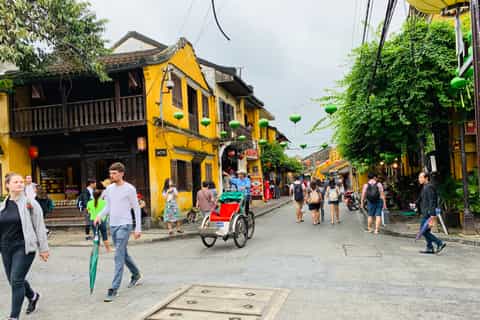 Marble Mountains and Hoi An City: Full-Day Large Group Visit