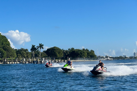 Miami: Biscayne Bay Jet Ski Rental Miami: Biscayne Bay Jet Ski Rental with Instructor