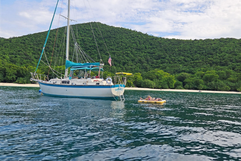 St Thomas: Jeep Tour & Sailing Snorkel Cruise Combo St Thomas: Jeep Tour & Sailing Snorkel Cruise Combo