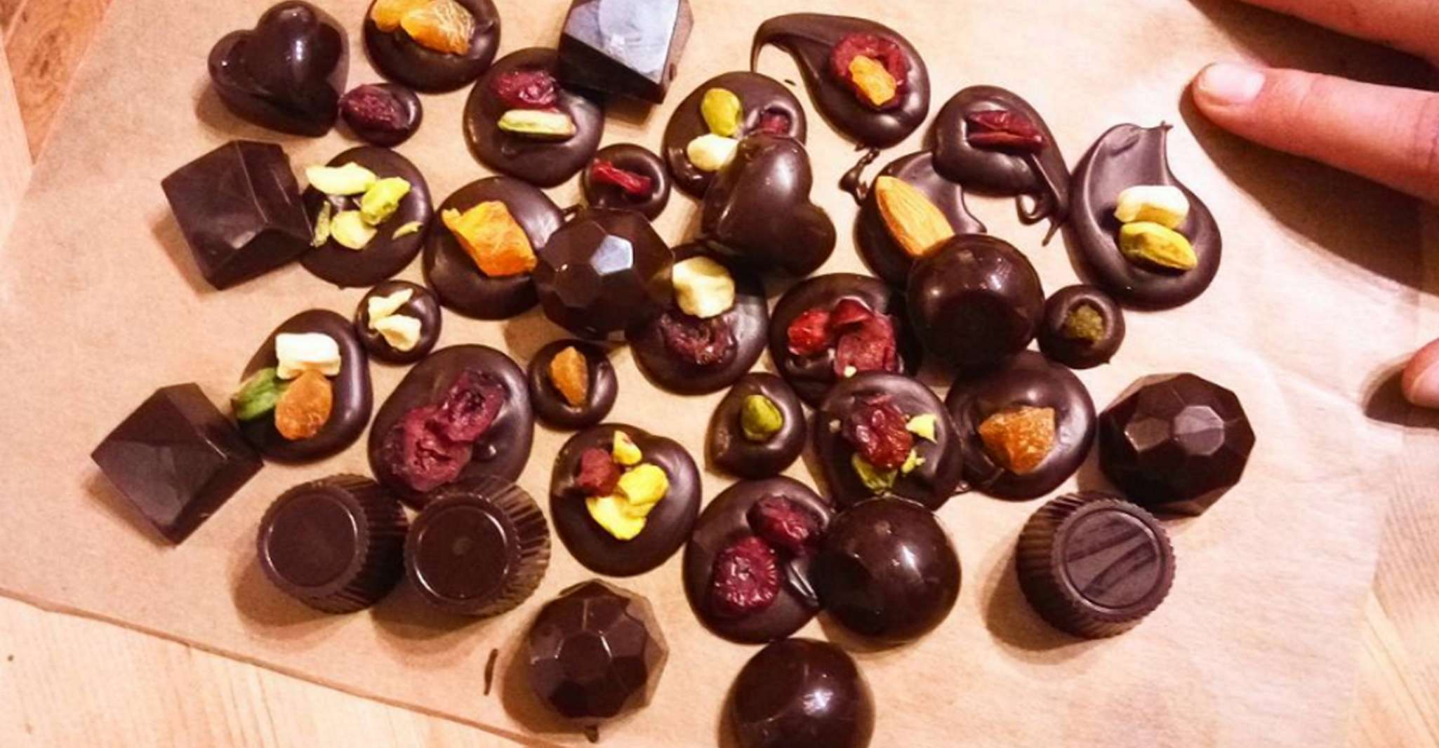 Bruxelles, laboratorio belga di fabbricazione del cioccolato di 2,5 ore - Hizvo