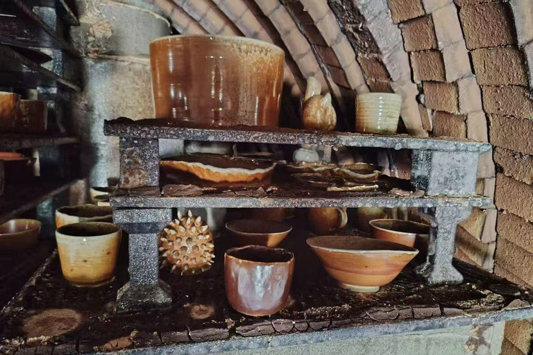 Wuhan: 3-Day Jingdezhen Pottery Tour with Rail & Hotel