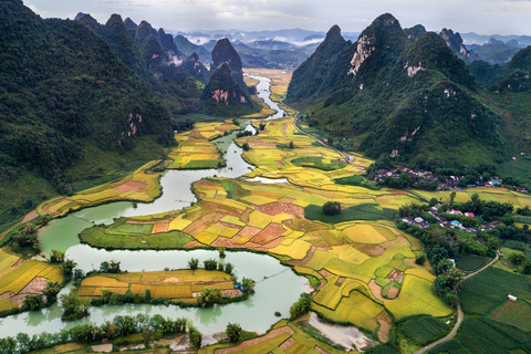 Hanoi till Ninh Binh med lyxig biltransport