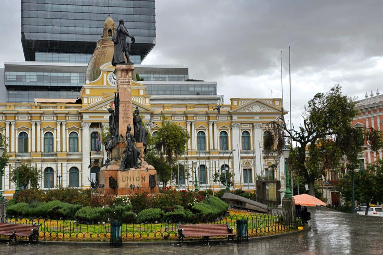 لاباز: جولة في التاريخ السياسي مع تلفريك ومتحفلا باز: جولة في التاريخ السياسي مع تلفريك ومتحف