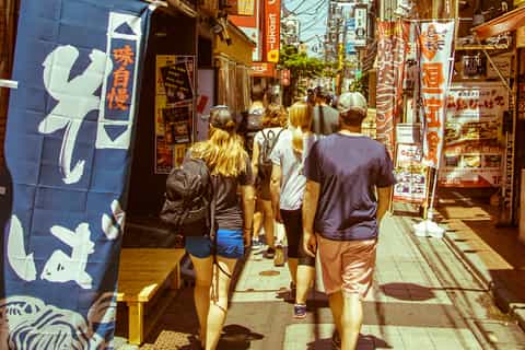 Tokyo: West-Side Walking & Street Food Tour
