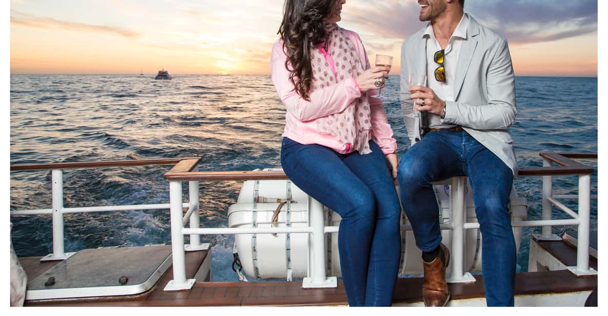 Cape Town: Waterfront and Sunset Champagne Cruise