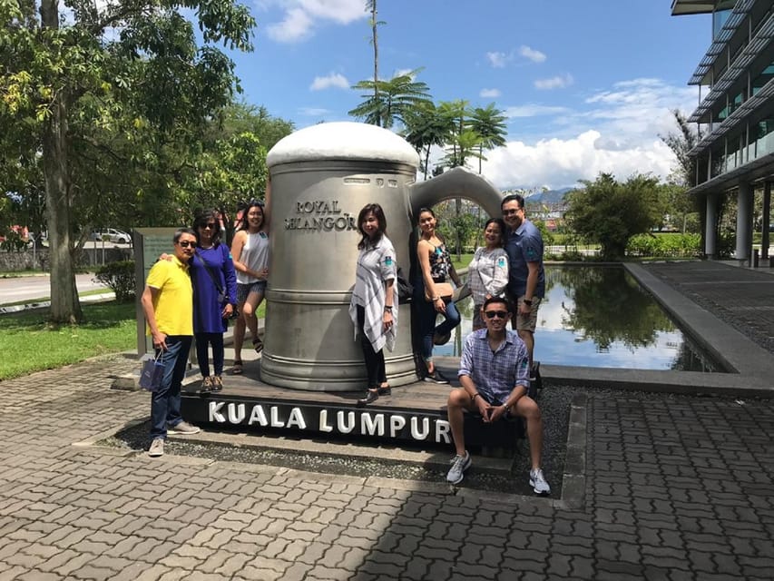 Private KL City Tour With Petronas Twin Towers & Batu Caves | GetYourGuide