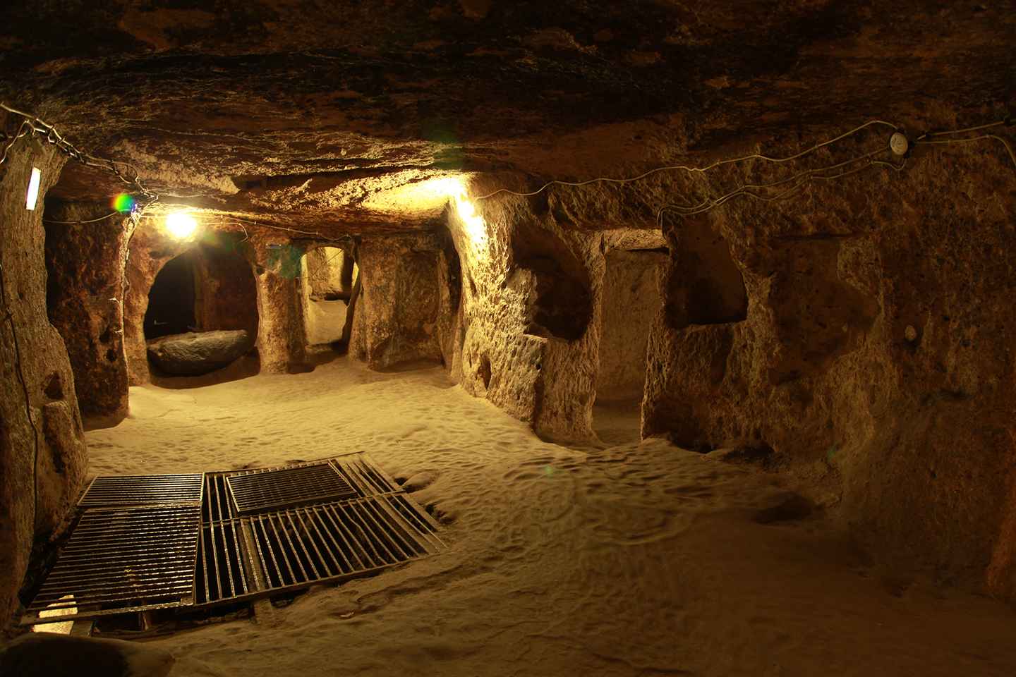 Derinkuyu Underground City and Ihlara Valley Cappadocia Tour