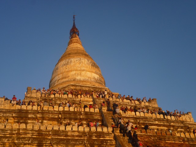 Visit Bagan Sunset Dinner at Bagan Viewing Tower in Bagan