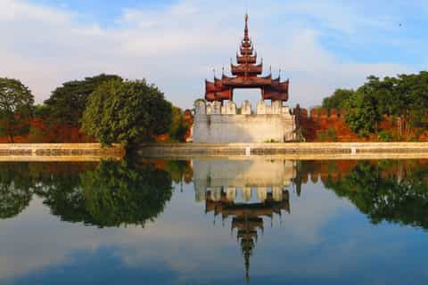 Mandalay: Private Half-Day Excursion to Amarapura