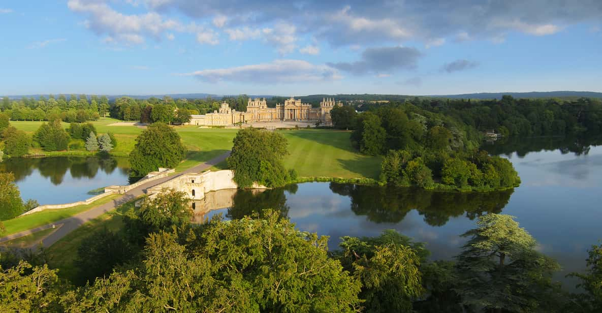  Blenheim Palace, Downton Abbey Village & the Cotswolds 