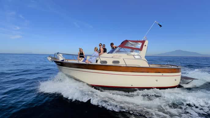 from positano pompeii and vesuvius boat tour with lunch