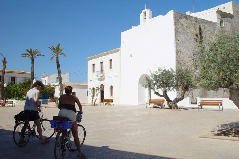 IBIZA: Formentera en Bici desde Ibiza con ferry rápido Pick-Up in Cala Vadella, Club Delfín, Cala Carbo, San Vicent