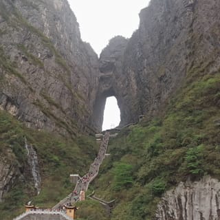 Full-Day Private Tour of Tianmen Mountain