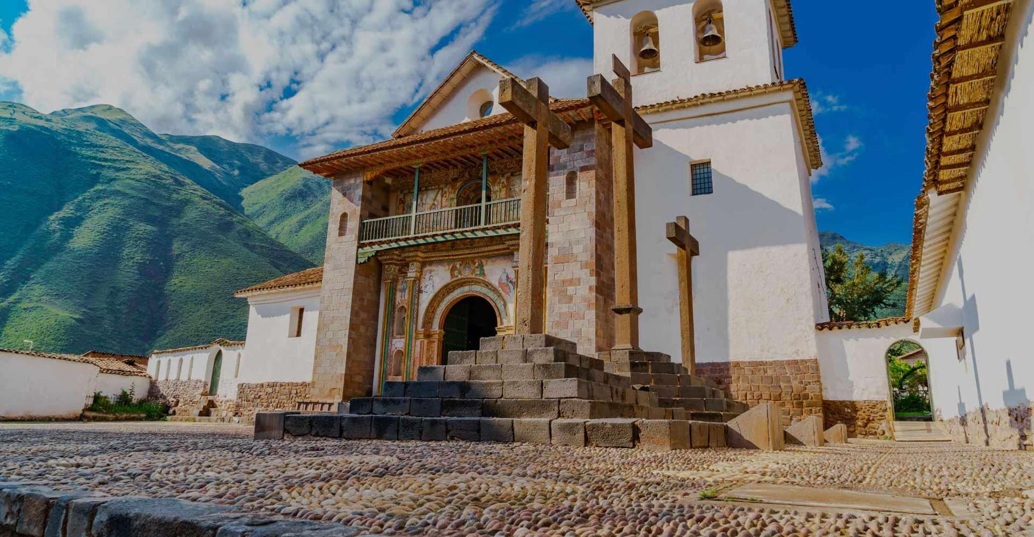 Route of the Sun from Puno to Cusco - Housity
