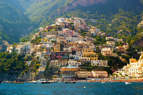 From Naples: Positano and Amalfi Boat Tour with DrinksTour in English and Italian