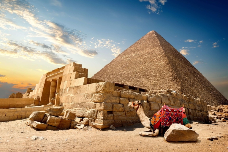 Cairo: Great Pyramids of Giza and Egyptian Museum Tour Tour without Entrance Tickets