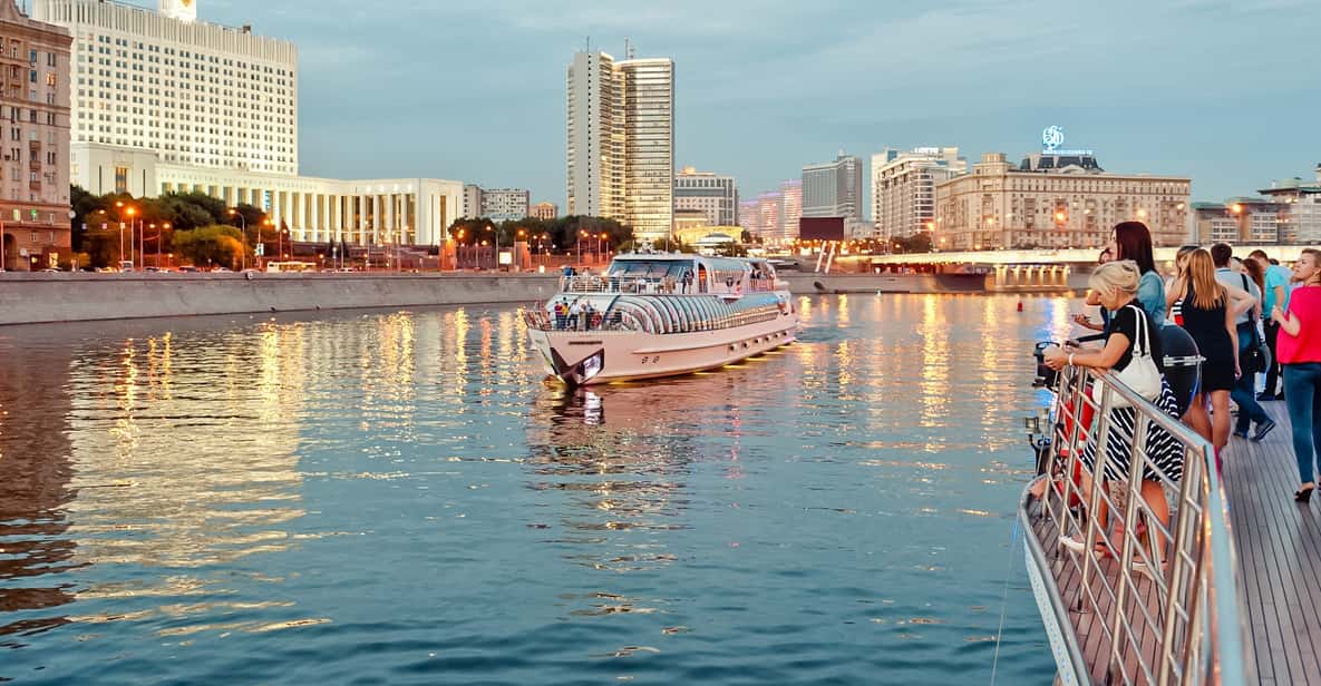 Moscow: 2.5-Hour Luxury River Cruise with Dining Option