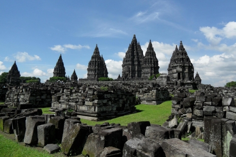 Yogyakarta: Borobudur & Prambanan rondleiding met entreegelden