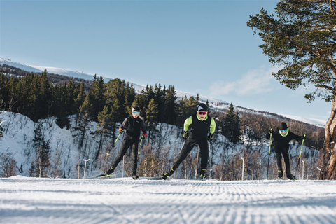 Oslo: Excursión de 3 horas a campo traviesa con equipo y guía