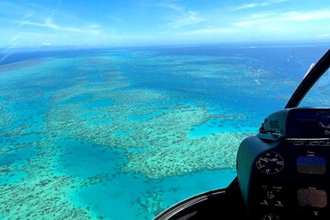 Cairns: Outer Reef Odyssey 40 Minuten Rundflug