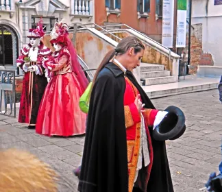 Karneval von Venedig: Rundgang mit Schauspieler