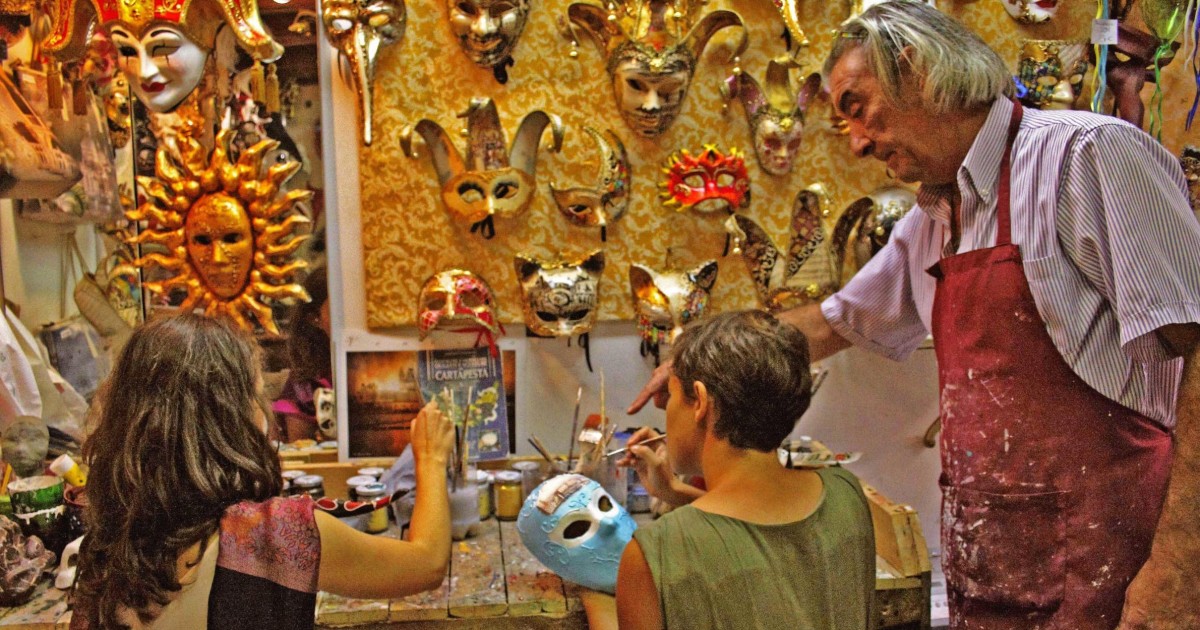 Venice: Mask Workshop | GetYourGuide