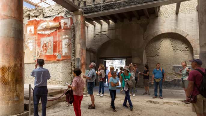 naples herculaneum skiptheline tour with archaeologist