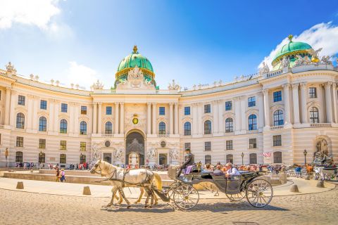 Full-Day Private Trip From Prague to Vienna