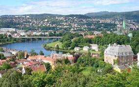 Trondheim's Regalia: A Self-Guided Audio Tour
