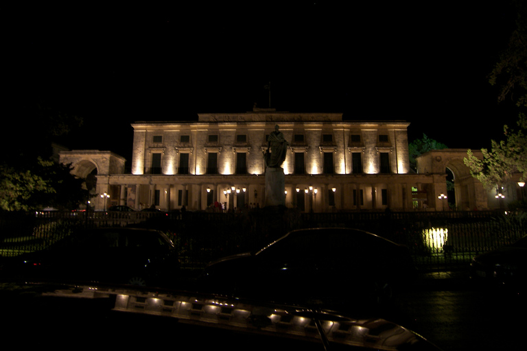 Visite nocturne privée de Corfou