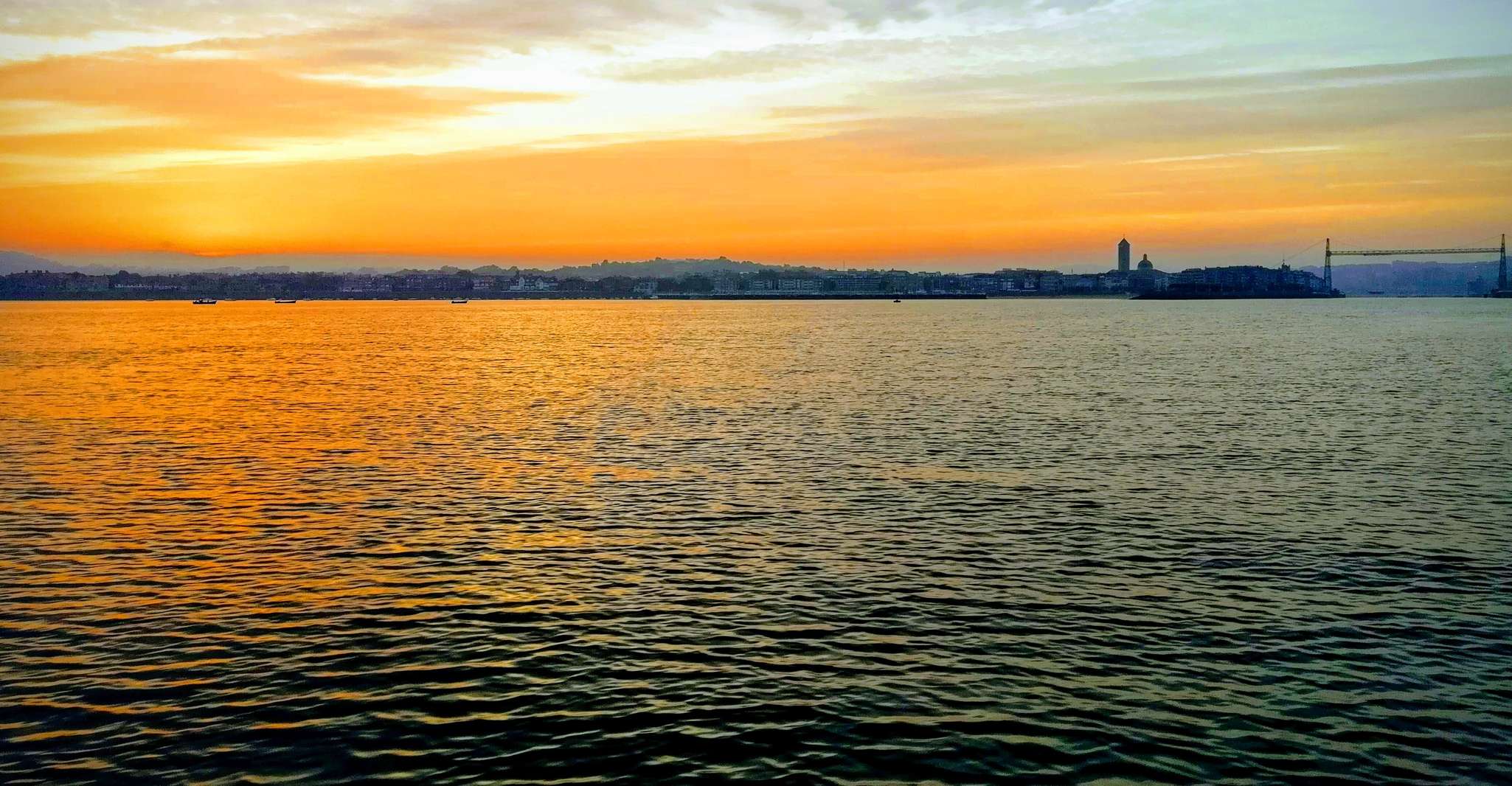 Bilbao, Bilbao Estaguary и Abra Bay Boat Tour - Housity