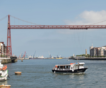 Bilbao: Bilbao Estuary and Abra Bay Boat Tour