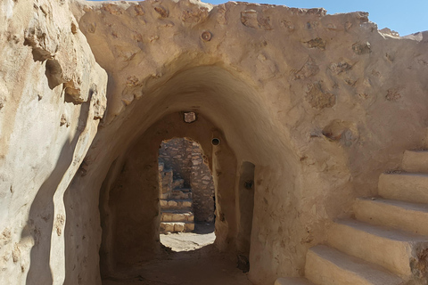 A day trip: Discover Tataouine,Chenini and Ksar Ghilene