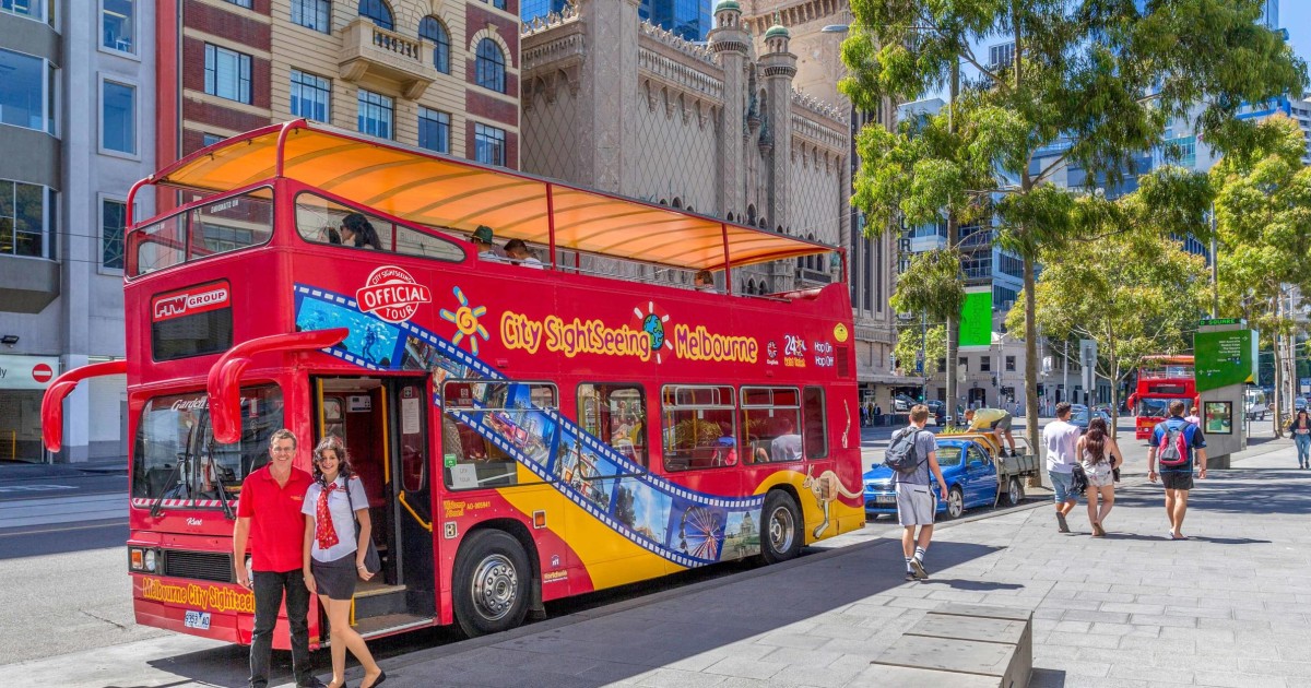 tourist bus melbourne