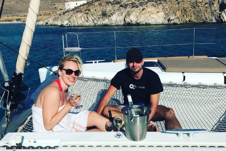 Mykonos: Full-Day Catamaran Cruise with Fresh Lunch