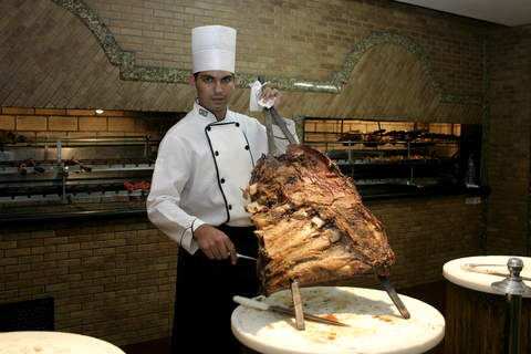 Rafain Palace: Kolacja z grillaZ hoteli w Foz do Iguaçu