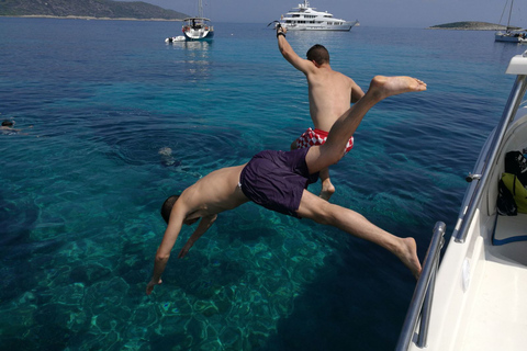 Excursión a la Cueva Azul y la Isla de Hvar desde Split