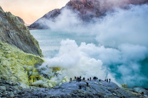 Depuis Bali : cratère d'Ijen et petit déjeuner javanais