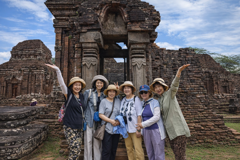 Da Nang: My Son Sanctuary & Golden Hands Bridge Private Tour