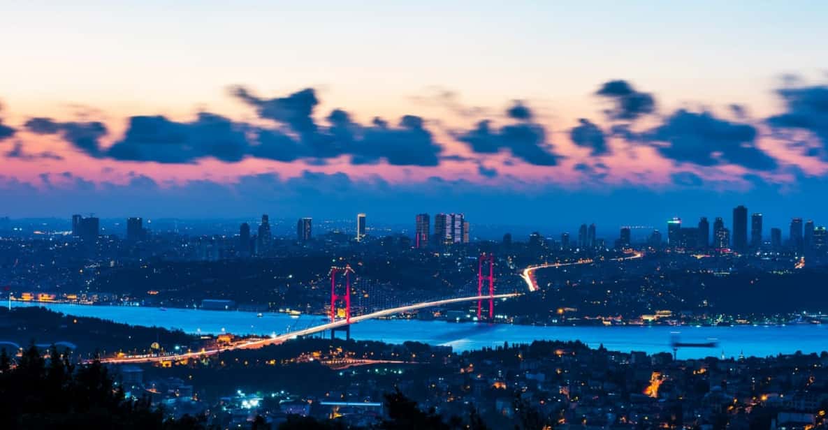 Istanbul: Old Town Tour and Bosphorus Lunch Cruise
