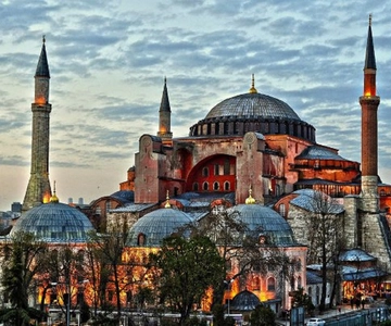 Istanbul: Tour della città vecchia e crociera con pranzo sul Bosforo
