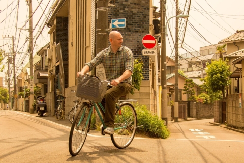 Tokyo: West-Side Cycling and Food Tour with Guide Private Tour (Weekday)