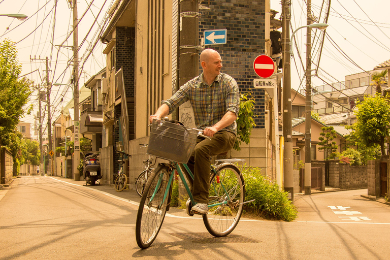 Tokyo: Tour gastronomico e ciclistico del lato occidentale con guidaTour condiviso